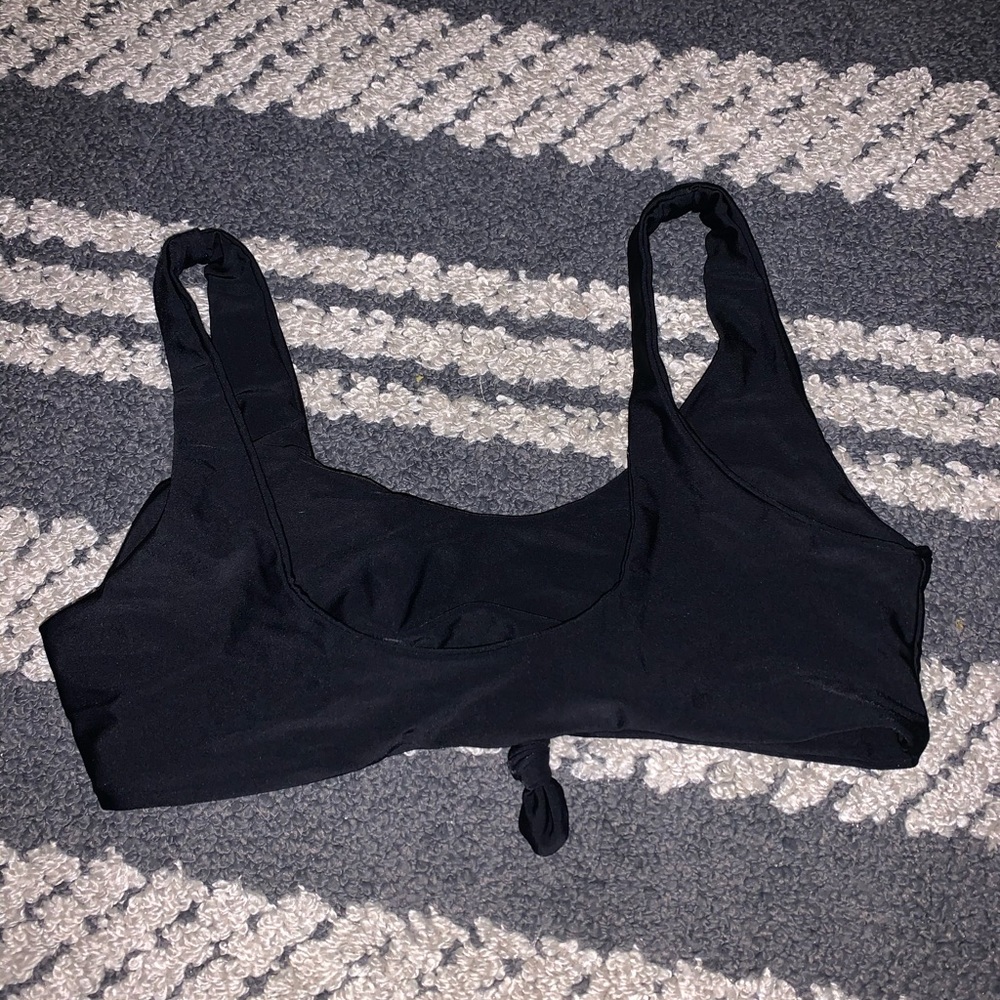 Black bikini top